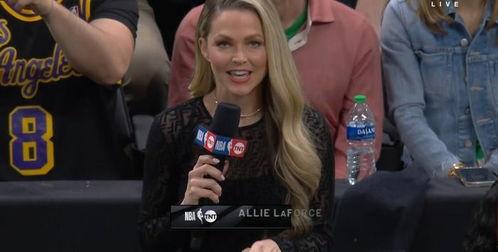 吃瓜蓝色球衣,一场关于青春与梦想的足球盛宴 第1张 吃瓜蓝色球衣,一场关于青春与梦想的足球盛宴 第1张